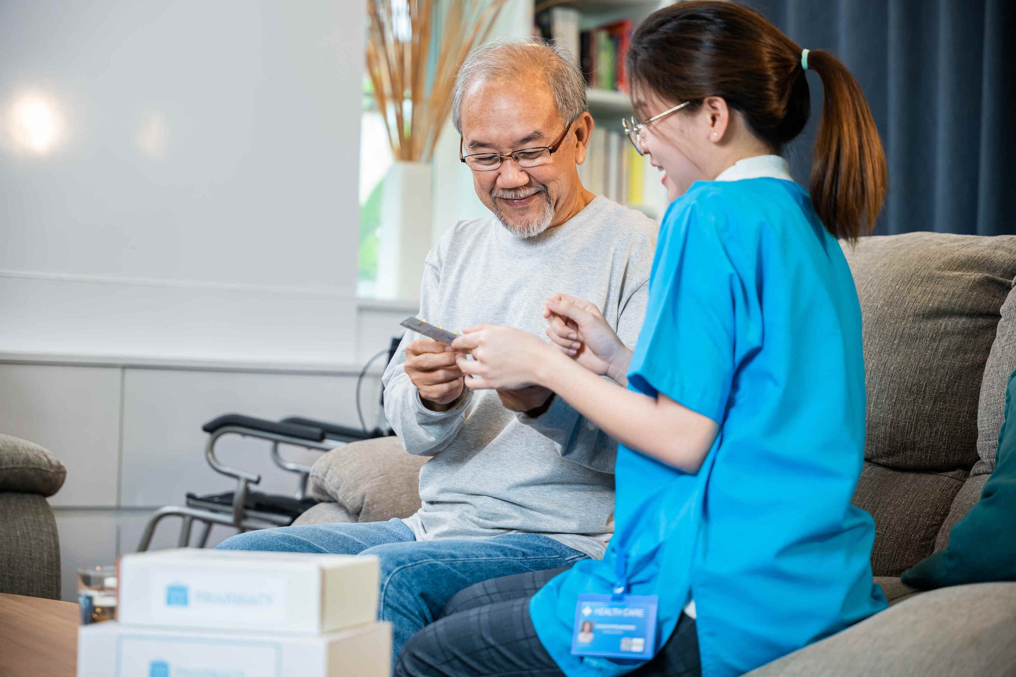 Home Healthcare Aide helping with forms